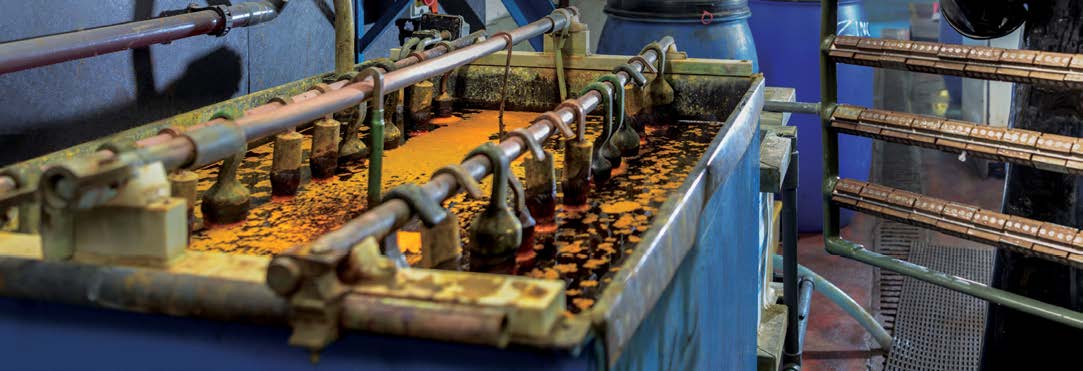 전기 도금용 마스킹 테이프 선택 가이드: 케미컬 배스 품질 향상