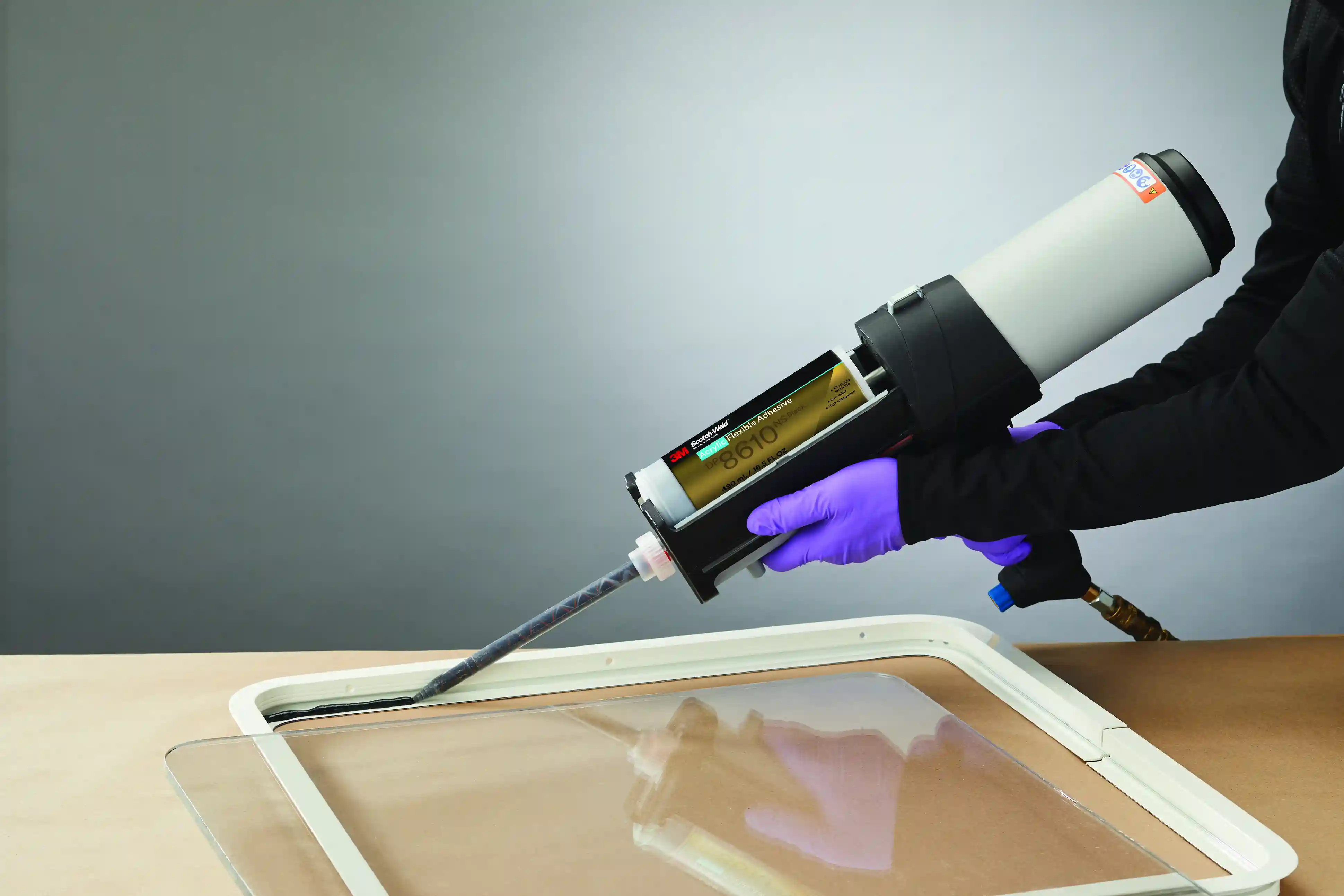 3M™ 스카치-웰드™ Low VOC 연질 아크릴 접착제 DP8610NS, 검정, 490 mL 듀오팩 thumbnail 3