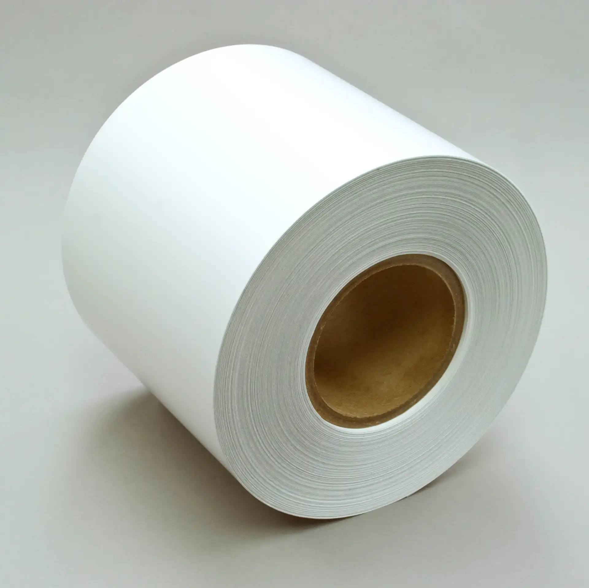 3M™ 열전사 라벨 소재 7879, 은색 무광 폴리에스터, 685.8 mm x 508.41 m